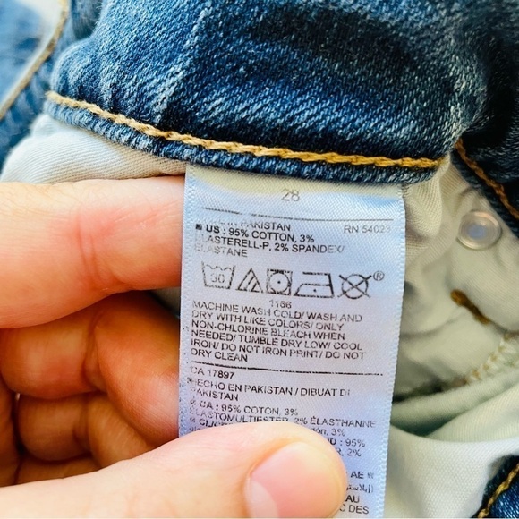 Old Navy Distressed Pop Icon Skinny Jeans Size 28 NWOT Extra High Rise - Picture 5 of 10